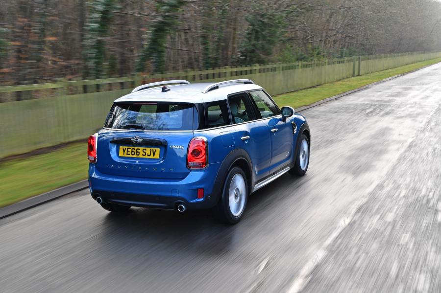  Mini Cooper S Countryman ALL4 2017 года  (UK) (фото 5 из 37)
